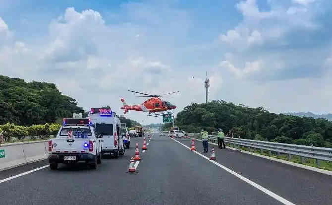额敏高速公路汽车救援案例