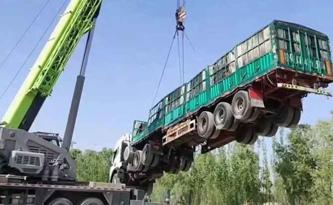 额敏道路脱困救援案例